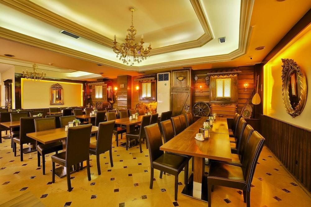 Grand Ant Hotel Istanbul Exterior photo