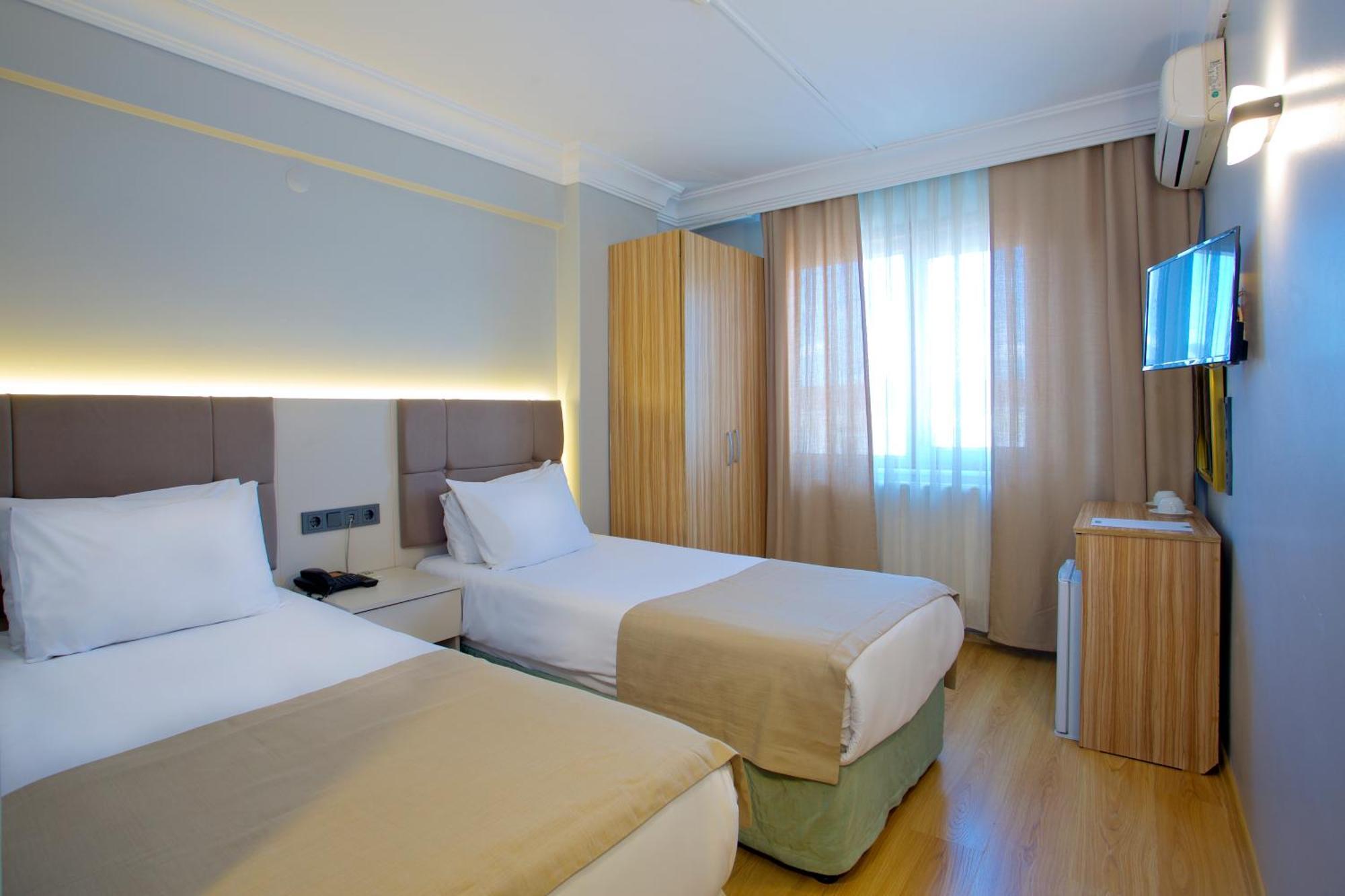 Grand Ant Hotel Istanbul Exterior photo